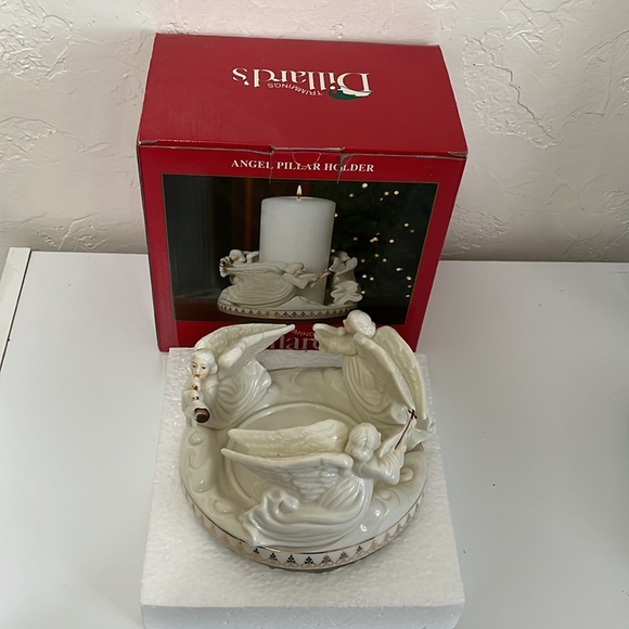 Ángel Pillar Holder from Trimmings Dillard’s. - Picture 14 of 15